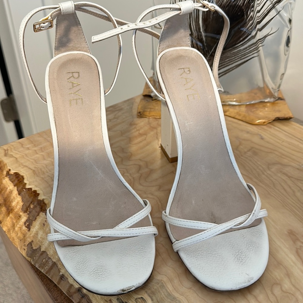 Woman’s White chunky Heels